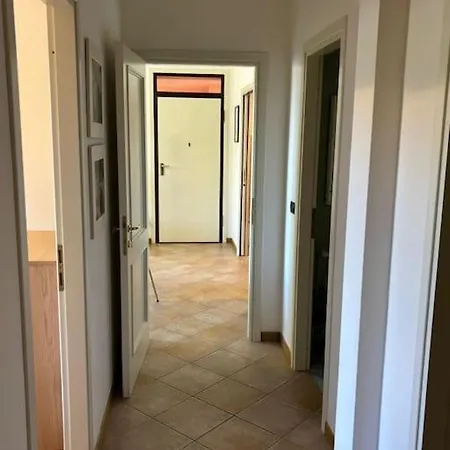 Apartment Lucherini 12 - Grande Centro