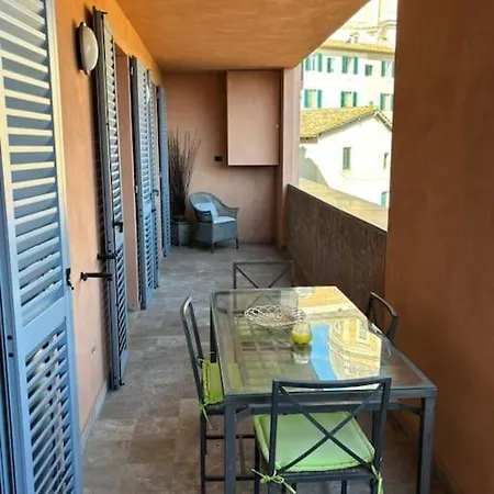 Lucherini 12 - Grande Centro Apartment