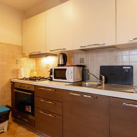 Lucherini 12 - Grande Centro